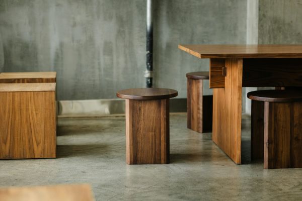 Découvrez le guéridon en bois : un meuble incontournable